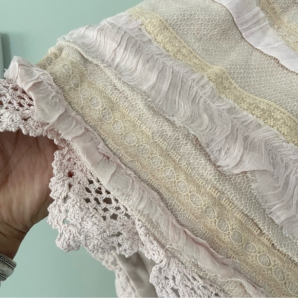 Free People Seraphina Blanket for children Pink/ Rose lace tulle NWT Rare - Picture 3 of 8